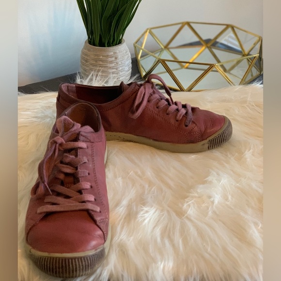 SOFTINOS Purple Leather Lace Up Sneakers - Picture 3 of 5